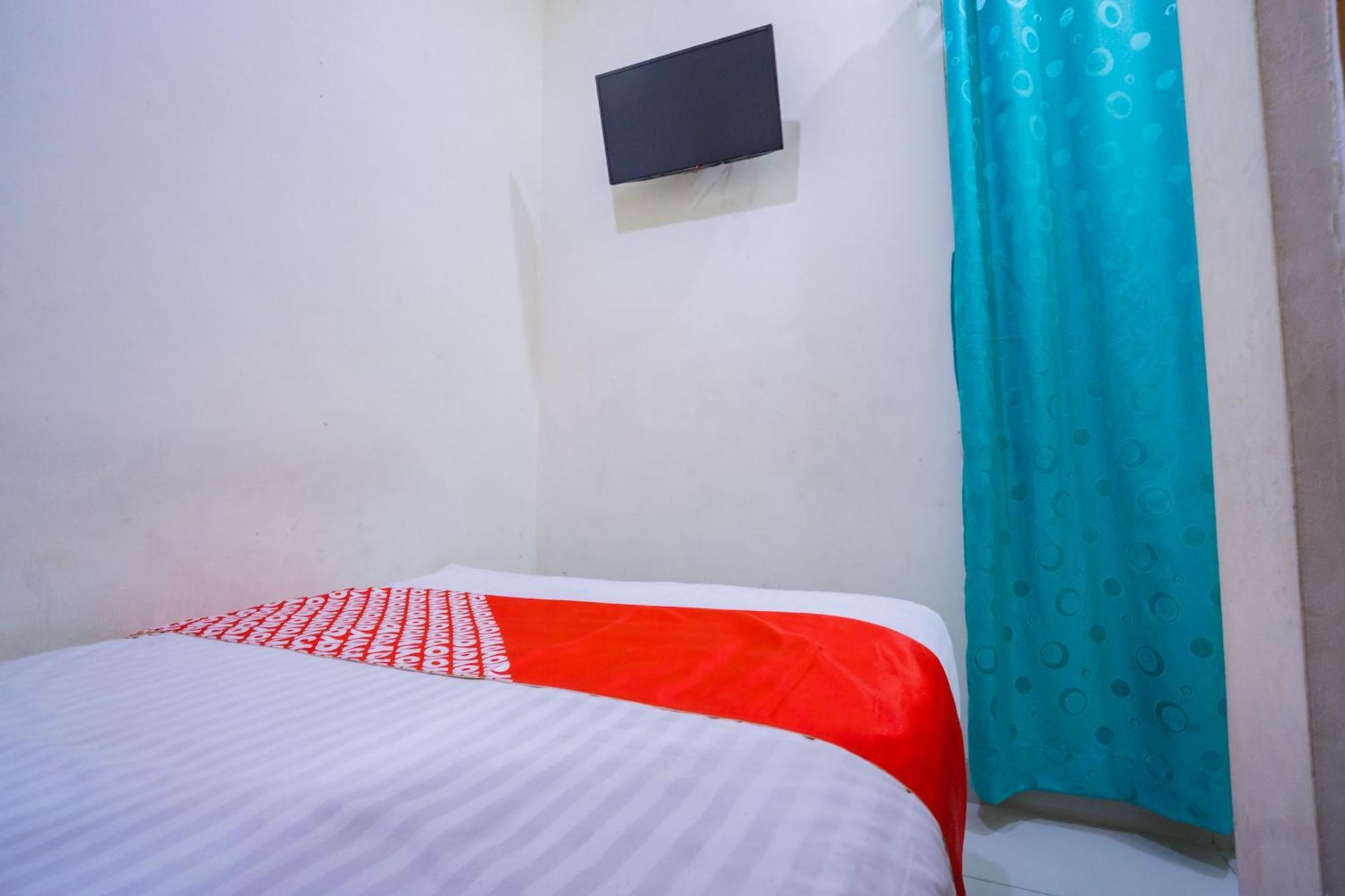 Hotel Oyo 2357 Syariah Grand Raudhah Jakarta Exterior foto