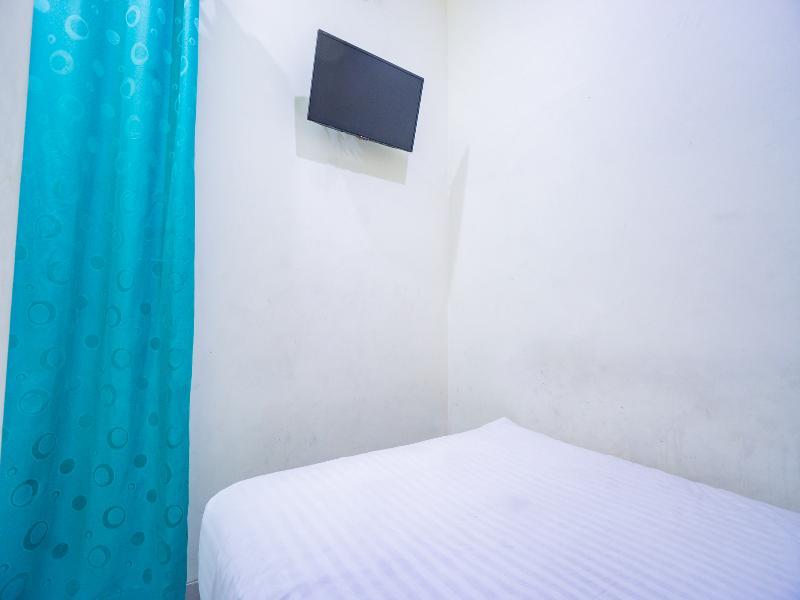 Hotel Oyo 2357 Syariah Grand Raudhah Jakarta Exterior foto